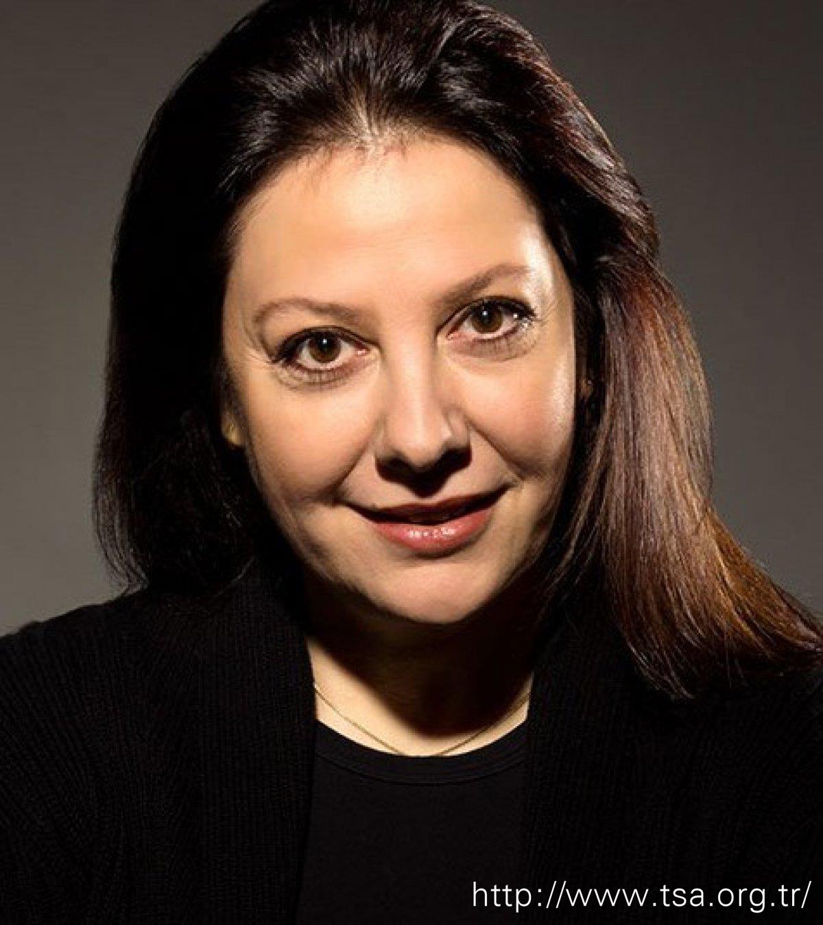 Hülya Koçyiğit